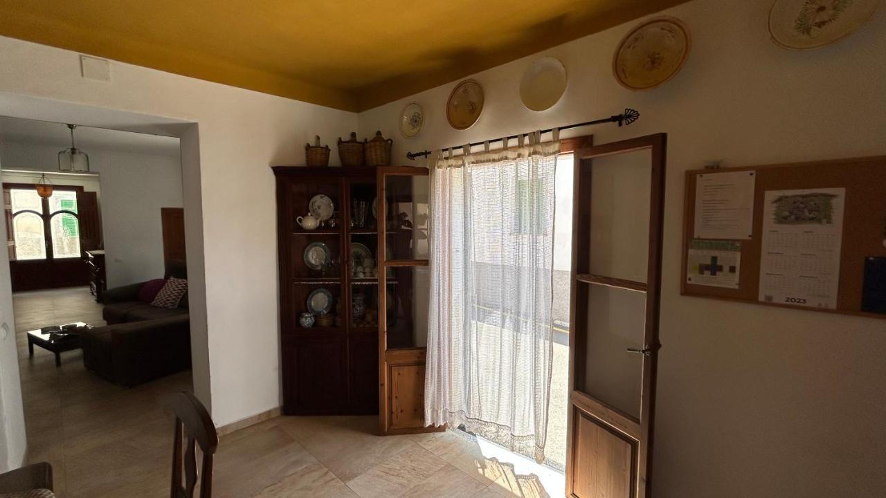 Casa Padrina Burballa มาเรียเดอลาซาลุต ภายนอก รูปภาพ