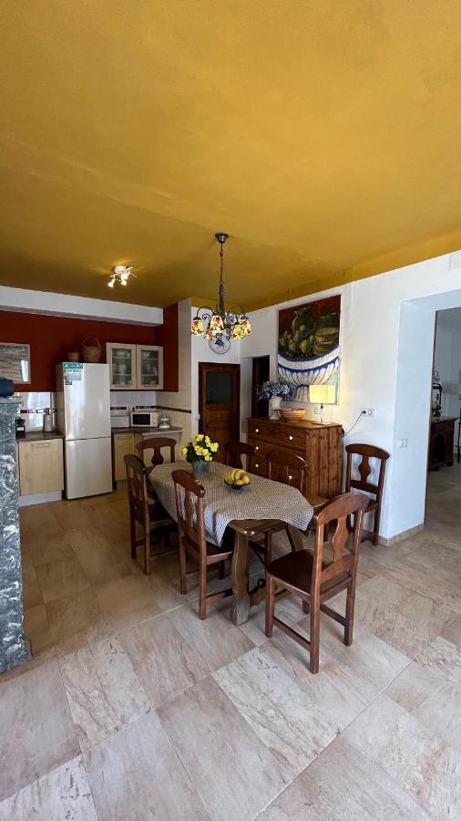 Casa Padrina Burballa มาเรียเดอลาซาลุต ภายนอก รูปภาพ